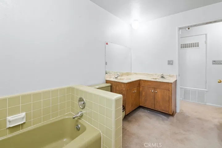 41735 Comstock Lane, Big Bear Lake, California 92315