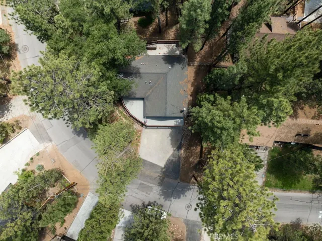 41735 Comstock Lane, Big Bear Lake, California 92315