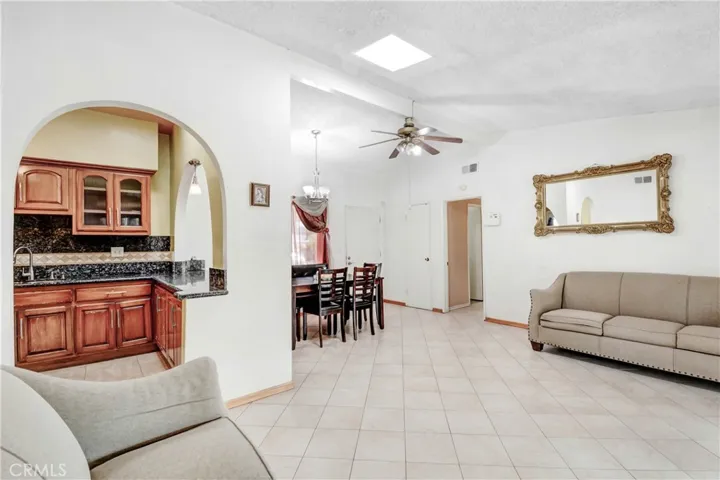 13910 Homeward Street, La Puente, California 91746