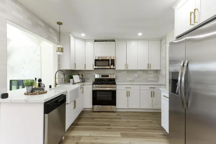 10967 Salinas Way, San Diego, California 92126