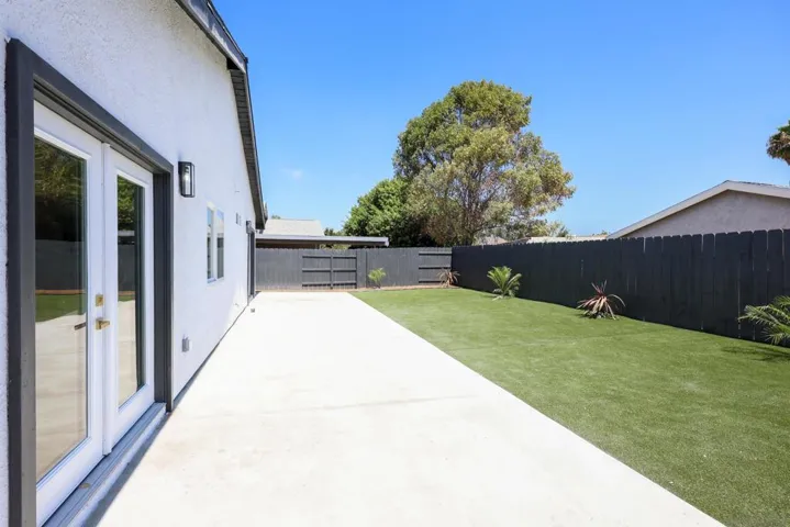 10967 Salinas Way, San Diego, California 92126