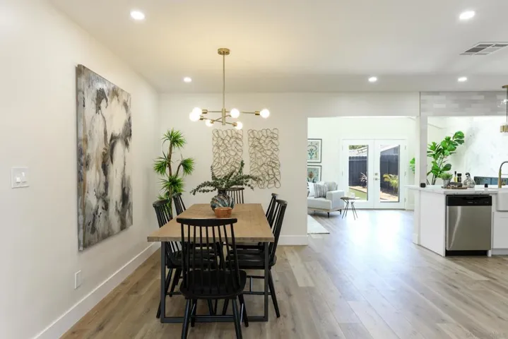 10967 Salinas Way, San Diego, California 92126