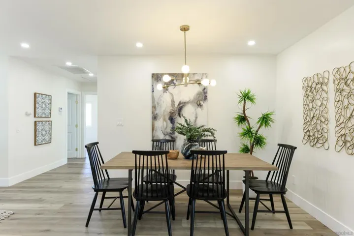 10967 Salinas Way, San Diego, California 92126