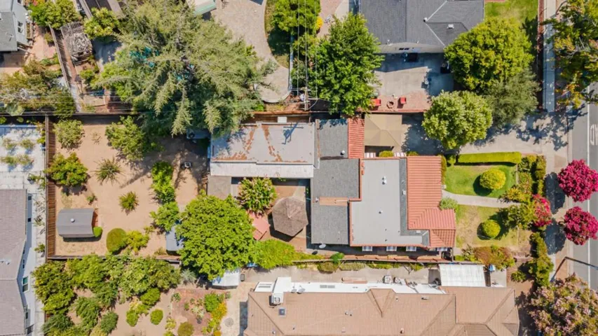 10420 N Blaney Avenue, Cupertino, California 95014
