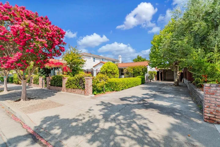 10420 N Blaney Avenue, Cupertino, California 95014