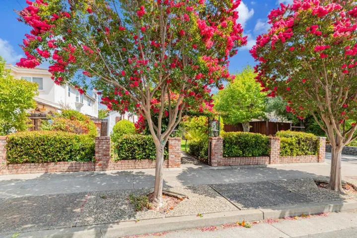 10420 N Blaney Avenue, Cupertino, California 95014