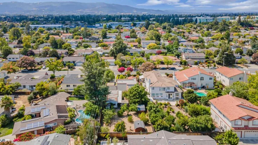 10420 N Blaney Avenue, Cupertino, California 95014