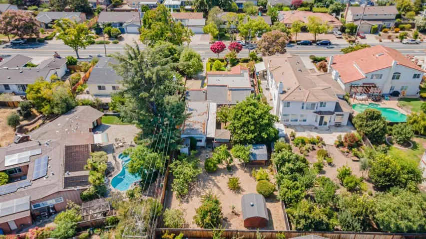 10420 N Blaney Avenue, Cupertino, California 95014