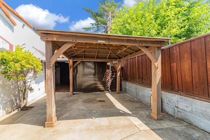 10420 N Blaney Avenue, Cupertino, California 95014