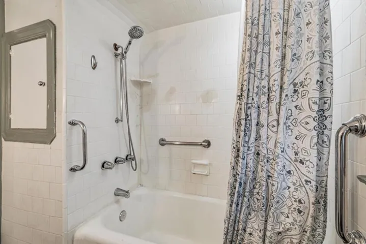 10420 N Blaney Avenue, Cupertino, California 95014