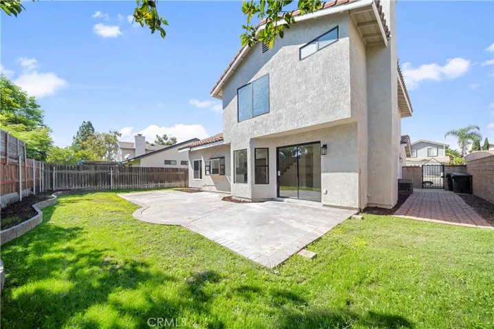 17221 Walnut Ave Avenue, Fontana, California 92336