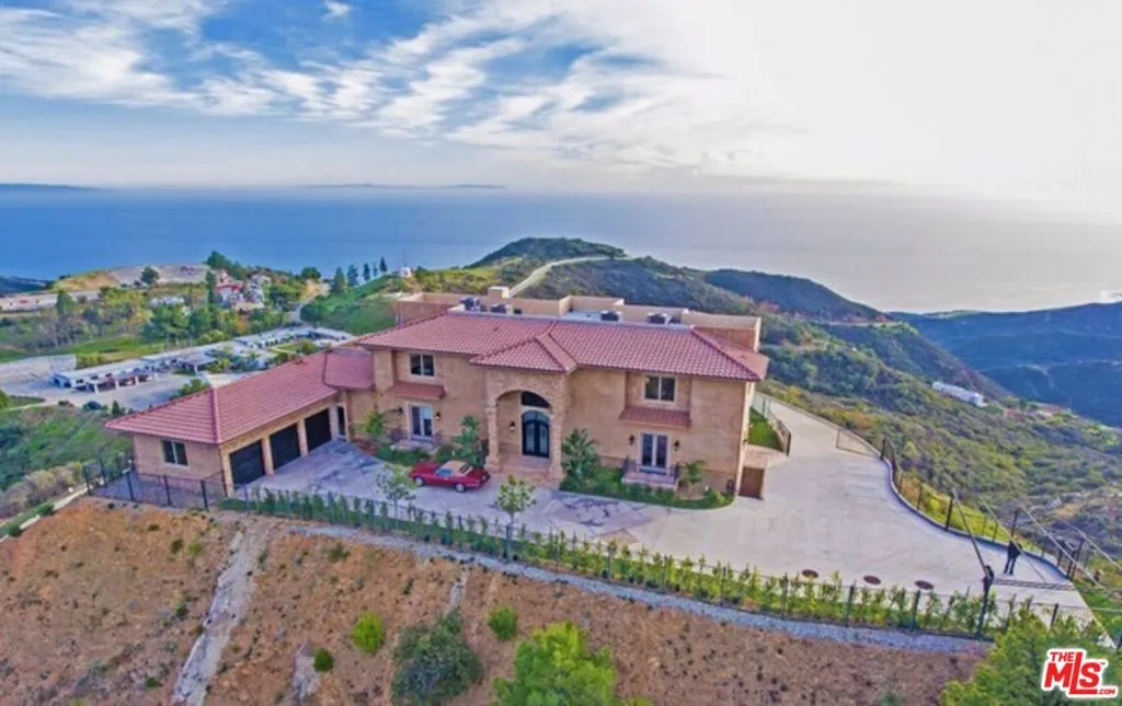 23244 W Paloma Blanca Drive, Malibu, California 90265 home-pic-5