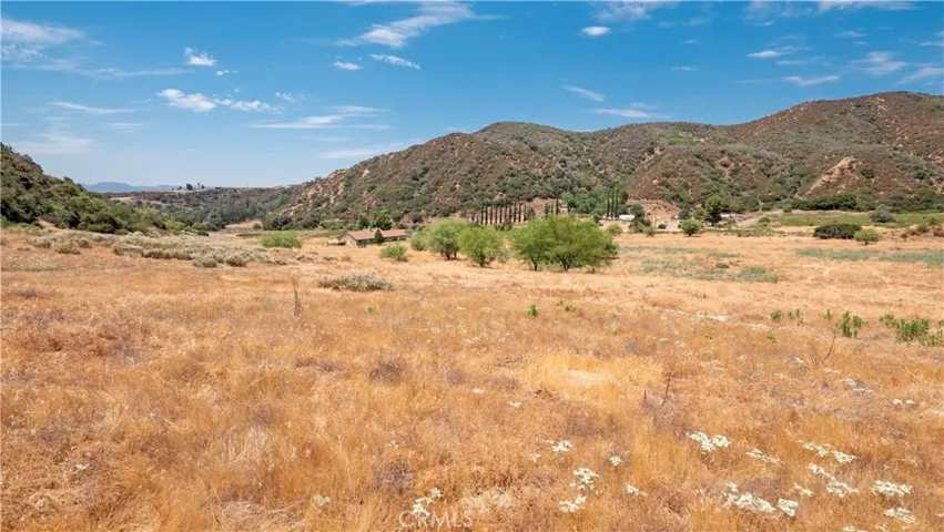 10500 Mias Canyon Road, Banning, California 92220