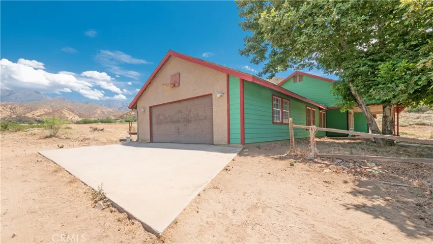 10500 Mias Canyon Road, Banning, California 92220