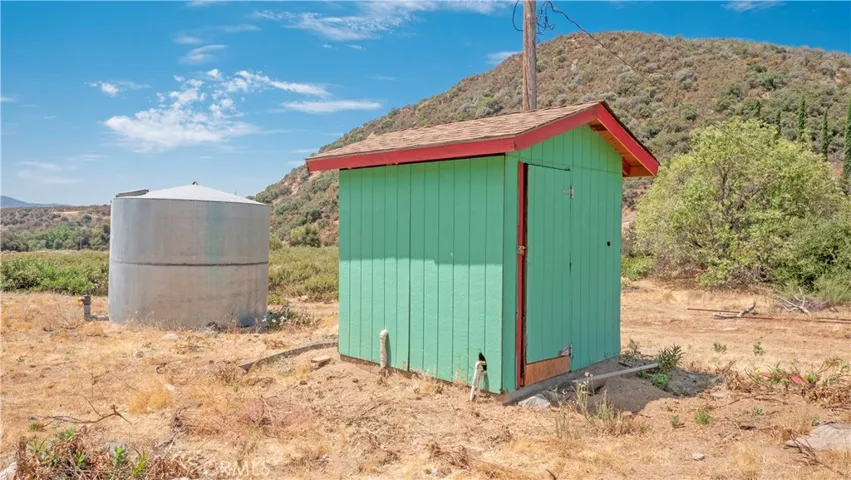 10500 Mias Canyon Road, Banning, California 92220