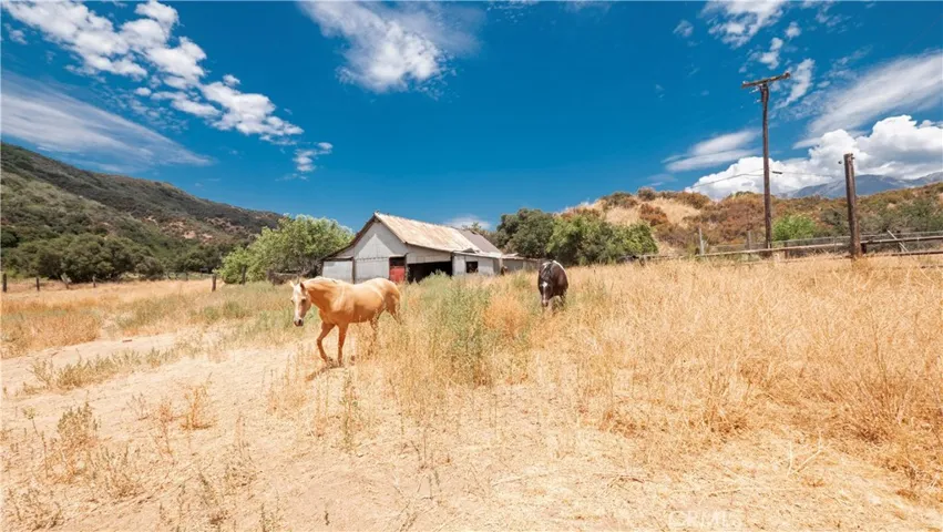10500 Mias Canyon Road, Banning, California 92220
