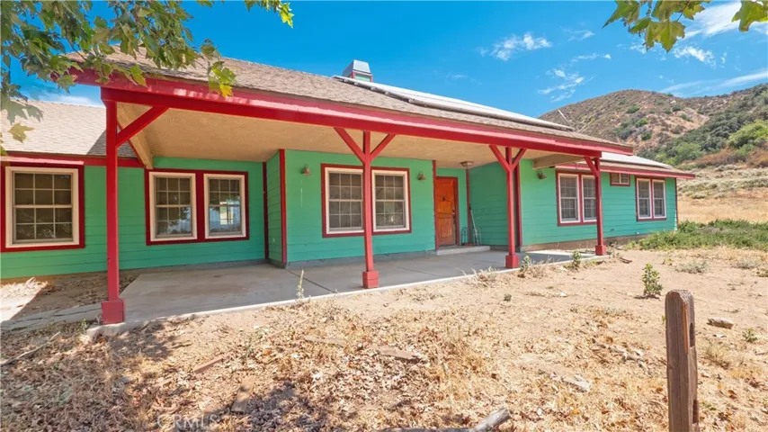 10500 Mias Canyon Road, Banning, California 92220