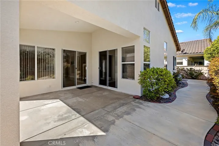 29283 Winding Brook Drive, Menifee, California 92584