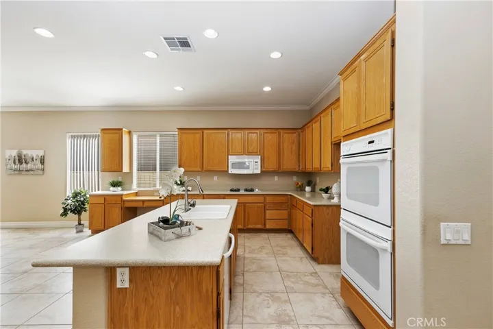 29283 Winding Brook Drive, Menifee, California 92584
