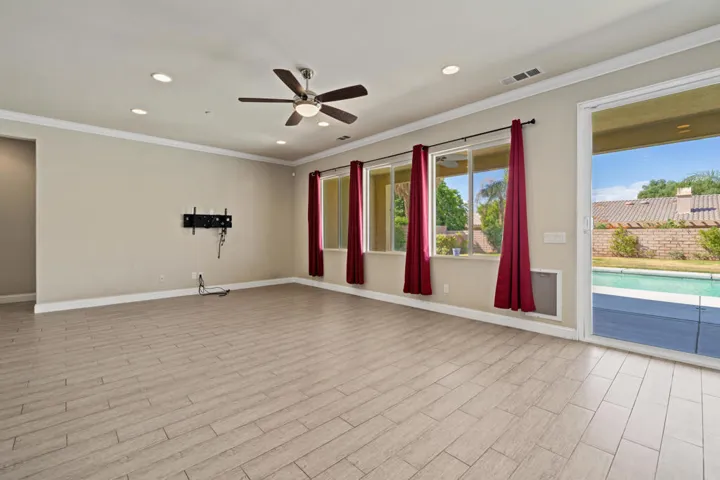 Crown Molding