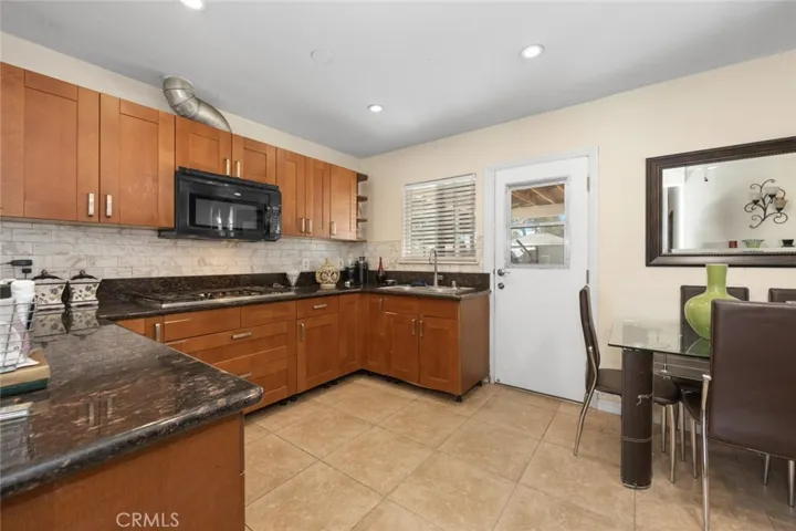 2264 W Valdina Avenue, Anaheim, California 92801