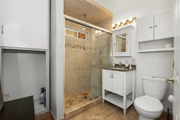 2264 W Valdina Avenue, Anaheim, California 92801