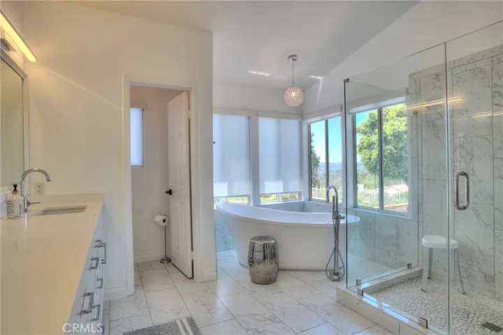 26961 Falling Leaf Drive, Laguna Hills, California 92653