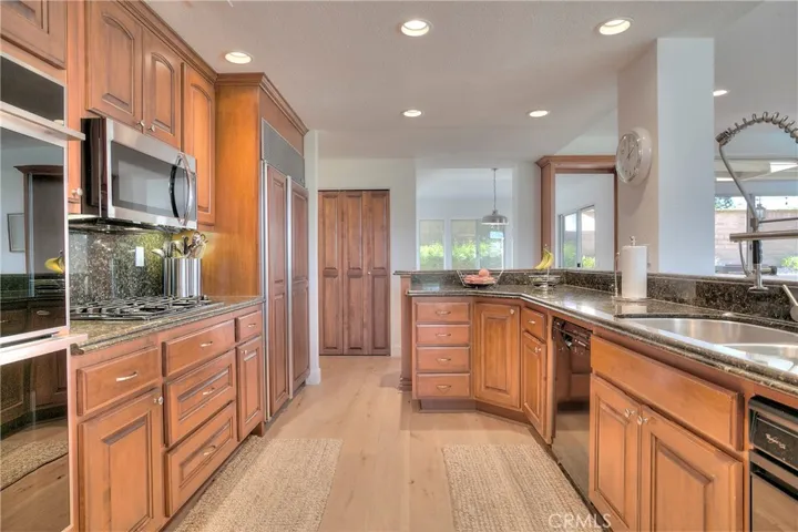 26961 Falling Leaf Drive, Laguna Hills, California 92653