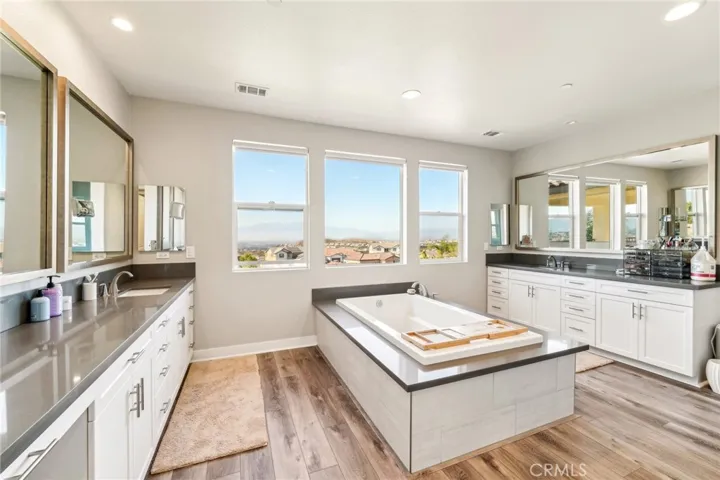 17161 Blue Lake Court, Riverside, California 92503