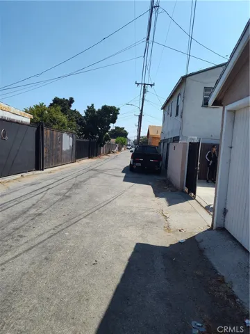 1141 W 89th Street, Los Angeles, California 90044