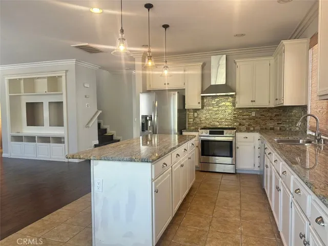 45260 Escalon Street, Temecula, California 92592