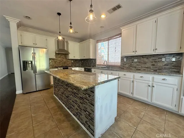 45260 Escalon Street, Temecula, California 92592