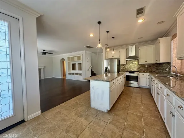 45260 Escalon Street, Temecula, California 92592