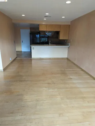 , Oakland, California 94605