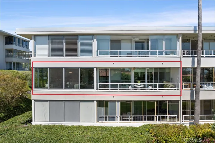 32724 Coastsite Drive 206, Rancho Palos Verdes, California 90275