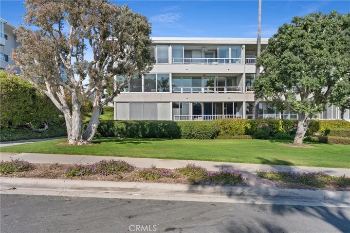 32724 Coastsite Drive 206, Rancho Palos Verdes, California 90275