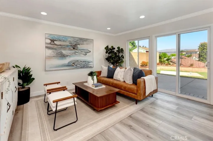 258 S Raspberry Lane, Anaheim Hills, California 92808