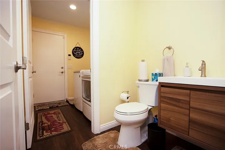 powder room