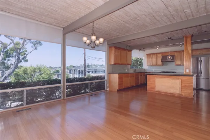 531 Hazel Drive, Corona Del Mar, California 92625