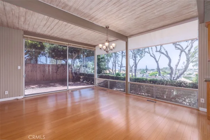 531 Hazel Drive, Corona Del Mar, California 92625