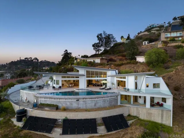 4833 Altito Way, La Mesa, California 91941