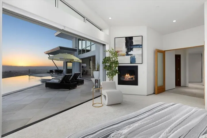 4833 Altito Way, La Mesa, California 91941