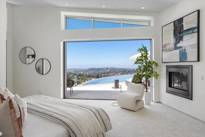 4833 Altito Way, La Mesa, California 91941