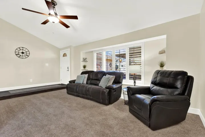 10132 Ashdale Lane, Santee, California 92071