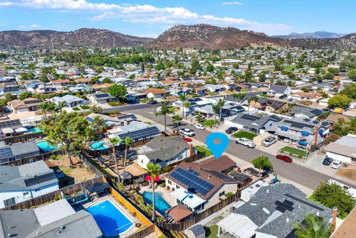 10132 Ashdale Lane, Santee, California 92071