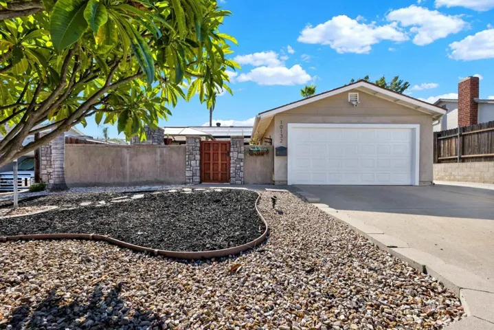 10132 Ashdale Lane, Santee, California 92071