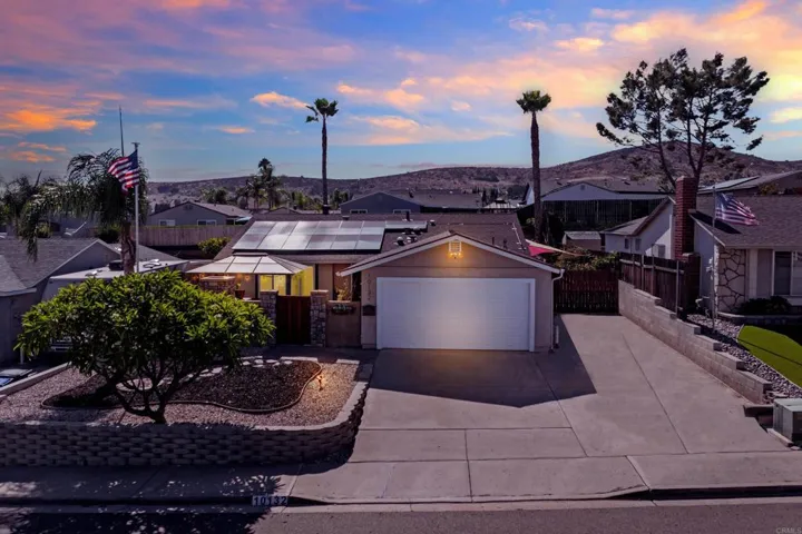 10132 Ashdale Lane, Santee, California 92071