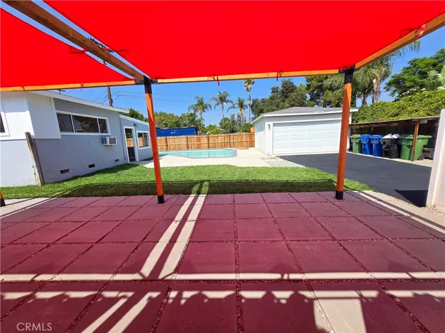 15815 Stare Street, North Hills, California 91343