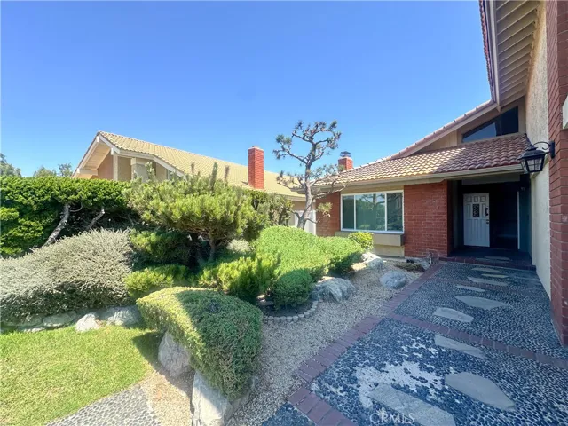 18934 Mount Cimarron Street, Huntington Beach, California 92708
