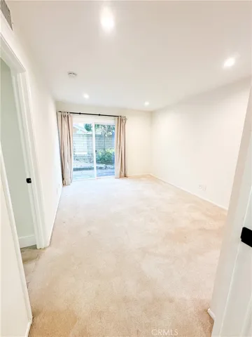 18934 Mount Cimarron Street, Huntington Beach, California 92708